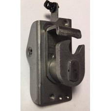 Замок левый АМАЗ Замок левый АМАЗ